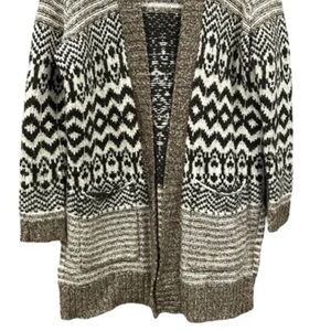 American Eagle Outfitters Women's Black and Brown Knit Cardigan